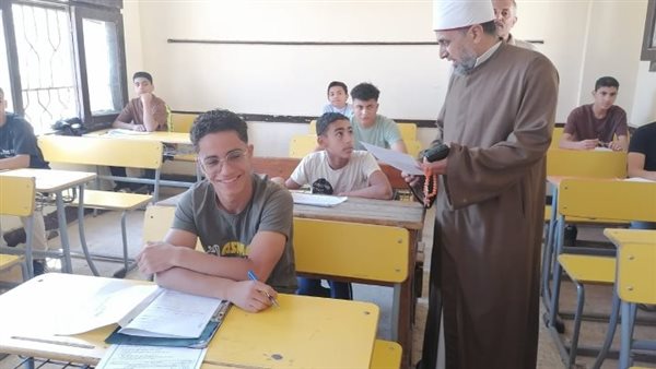 أزهر الشرقية.. لا شكاوي في أول أيام إمتحانات الشهادتين الإبتدائية والإعدادية