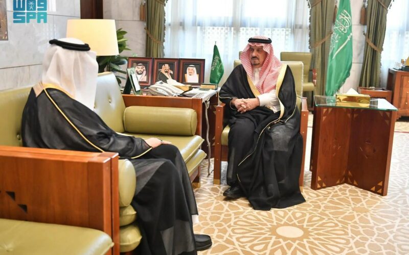 أمير منطقة الرياض يستقبل نائب وزير الحرس الوطني المكلف