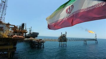 ارتفاع أسعار النفط وسط غموض بشأن مصير الرئيس الإيراني