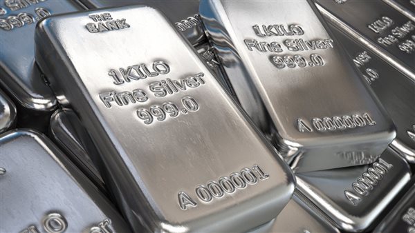 الفضة تسجل أعلى سعر خلال أكثر من 11 عاما