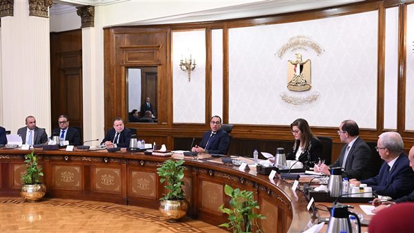 رئيس الوزراء يترأس اجتماع المجلس التنسيقي للسياسات المالية والنقدية