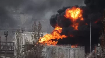 عاجل.. حريق في مصفاة نفط روسية بعد هجوم بطائرة بدون طيار