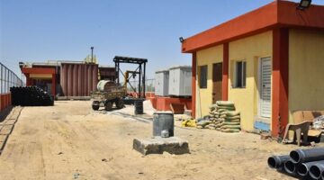 محافظ أسيوط يتفقد إنشاء محطة معالجة صرف صحي المسعودي بأبوتيج