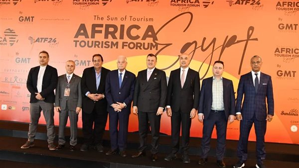 محافظ جنوب سيناء يشارك في فعاليات منتدى السياحة الأفريقي 2024 بشرم الشيخ