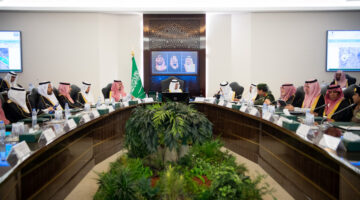نائب أمير مكة المكرمة يرأس اجتماع لجنة الحج المركزية