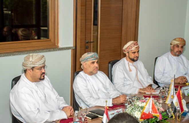 وزير الإسكان بسلطنة عمان يبحث مجالات التعاون مع شركة فيرنبرو جلوبال للاستثمار