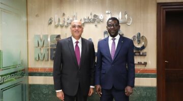 وزير التمويلات الصغرى السنغالي يجتمع بالرئيس التنفيذي لجهاز تنمية المشروعات لتبادل الخبرات