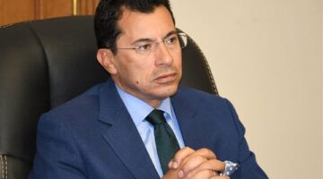 وزير الرياضة يبحث مستجدات إنشاء مركز شباب الاستاد الجديد ببورسعيد