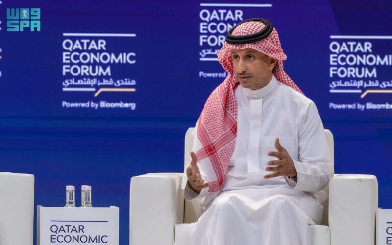 وزير السياحة: قطاع السياحة يعد عموداً رئيسيّاً وهاماً في رؤية السعودية 2030